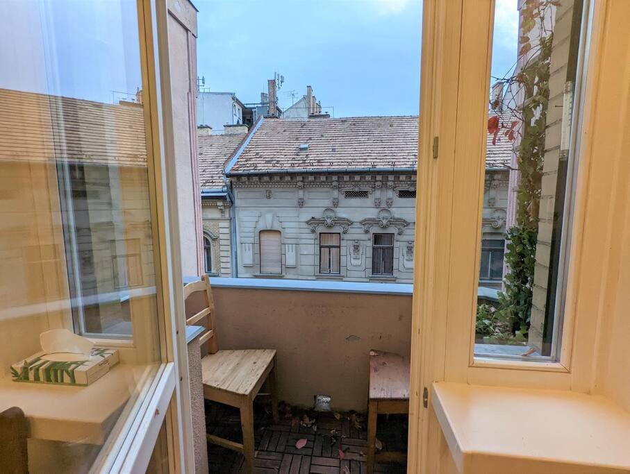Spacious 4br Oasis In - Bp Sky Apartman